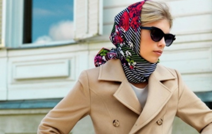 К пальто для женщин подходят разные варианты головных уборов